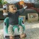 Baby Einstein - Стільчик-бустер для годування з 2 іграшками 2в1 DINE&DISCOVER