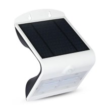 Настінний LED світильник на сонячній батареї з датчиком LED/3W/3,7V 3000/4000K IP65 білий